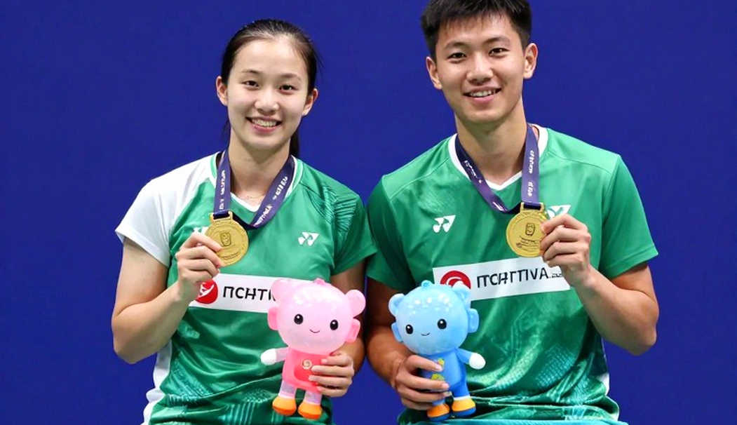 Alwi Farhan Spars With Kento Momota Before Asian Games 2026: What Never Shows Up in the Smash Alwi Farhan Spars With Kento Momota Before Asian Games 2026: What Never Shows Up in the Smash
