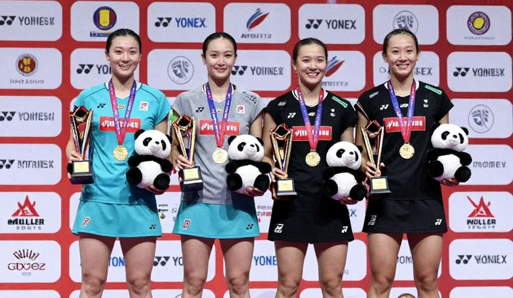 Sân mờ khói, lòng người tỏ: Ashmita Chaliha và tiếng vọng của một chuẩn mực kép Sân mờ khói, lòng người tỏ: Ashmita Chaliha và tiếng vọng của một chuẩn mực kép