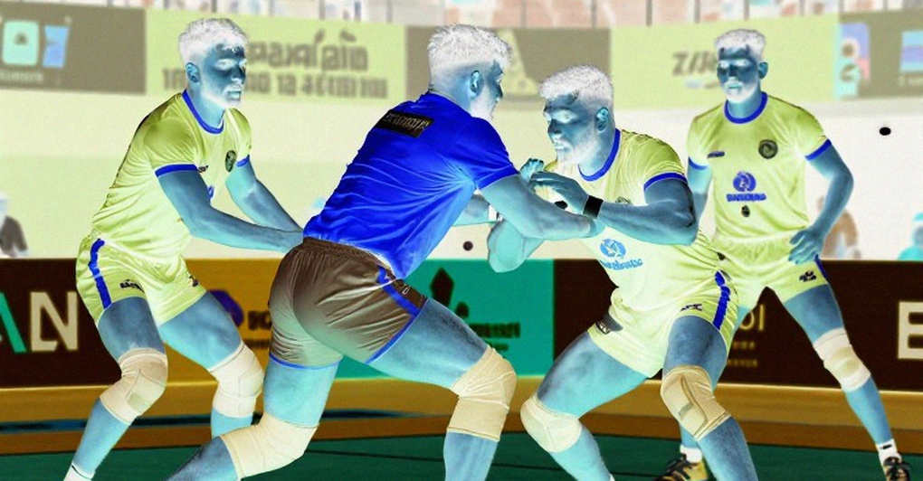 Khi bằng chứng không đủ: VAR, vị trí tự nhiên và cái bẫy của kết luận vội vàng