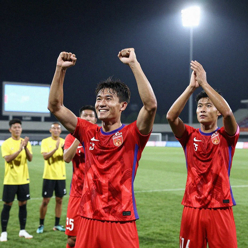 Dòng tiền mùa giải thường niên: Bảng xếp hạng V-League được viết bằng hai loại mực