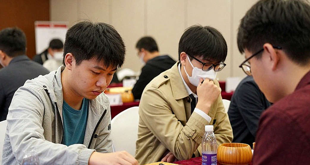 Kỳ chuyển nhượng esports Việt: giá trị của một bản báo cáo trống