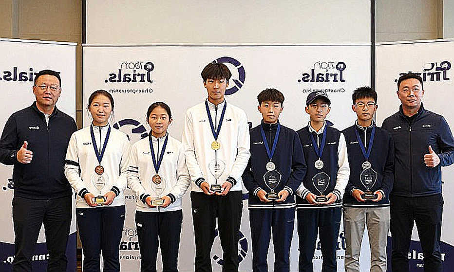 Phiếu giảm 50 đô la tại PGA TOUR Superstore: bảng giá golf bán lẻ đang nói điều gì