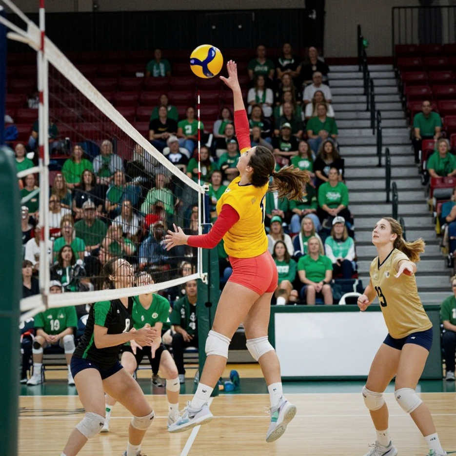 Chung kết bóng chuyền nữ Asiad 20: Trung Quốc gặp Nhật Bản sau hai trận bán kết trái ngược