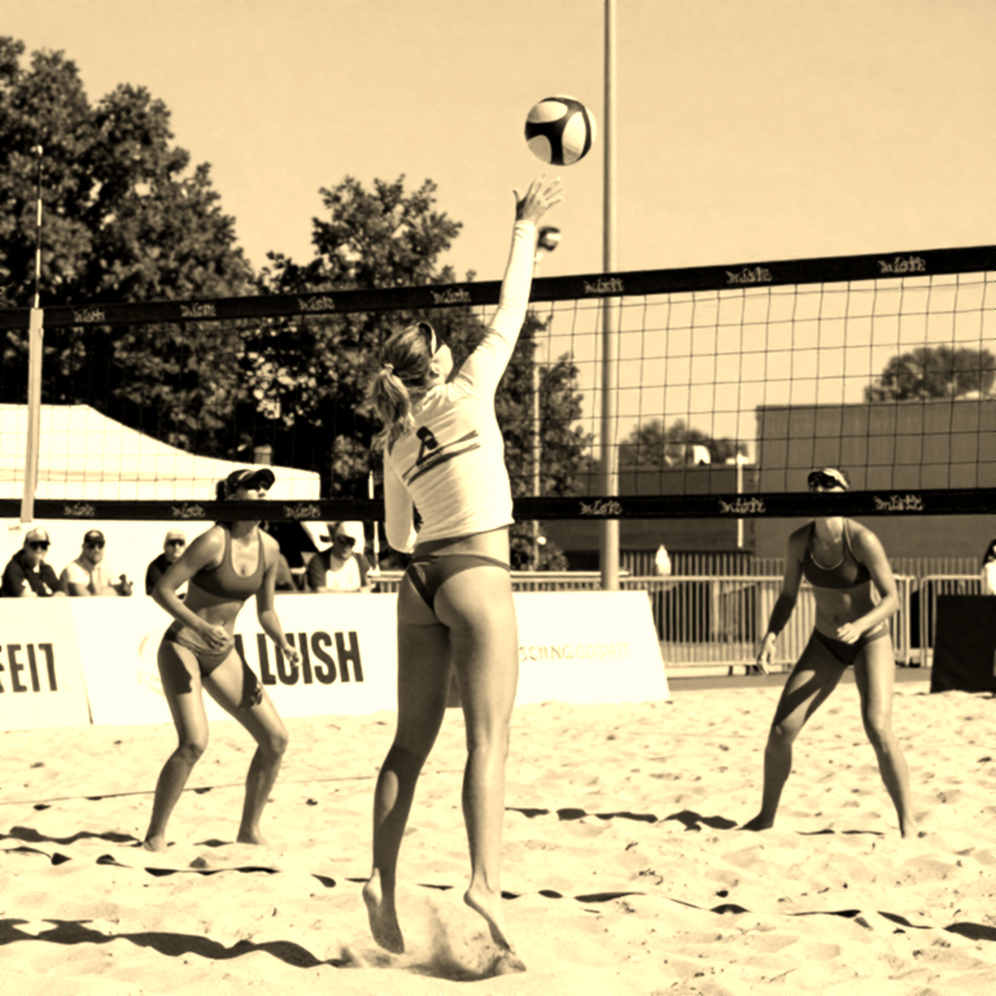 A Muscle Tear Never Appears Overnight — Re-reading the Injury Journey of a Young Outside Hitter at Hai Phong Volleyball Club