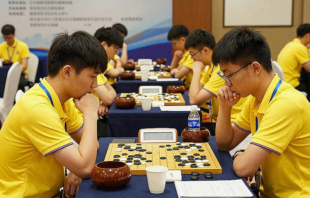 Total Chess và hệ thống rating thống nhất: tiêu đề đã có, thân bài thì chưa
