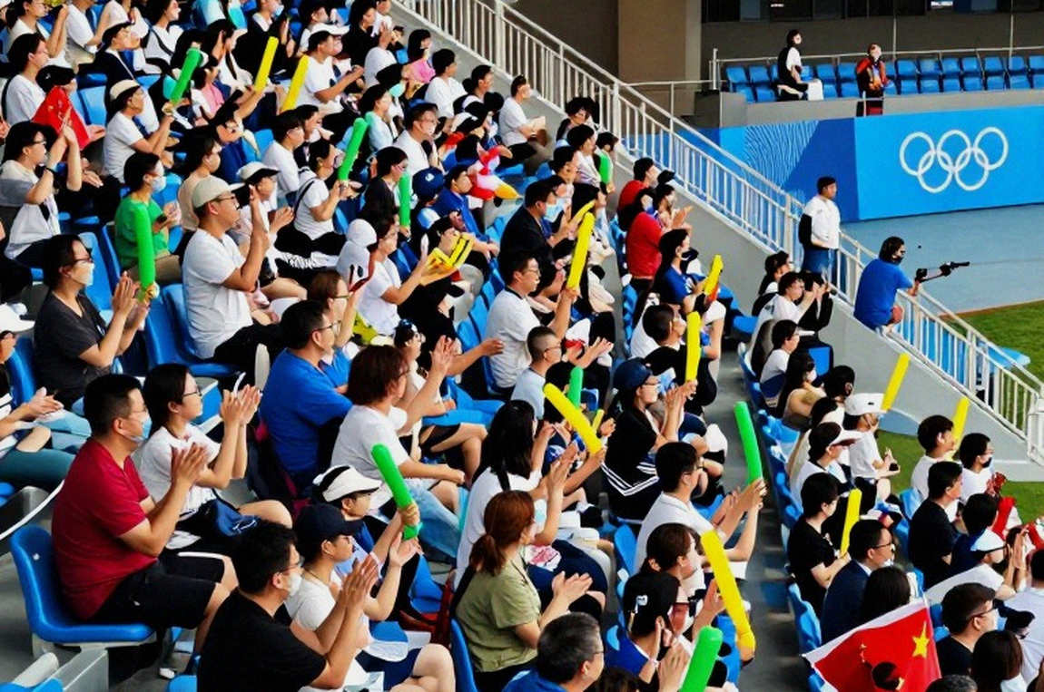 Bức tường thành trống: vì sao lợi thế sân nhà bốc hơi 43% và điều đó nói gì về bóng đá hiện đại