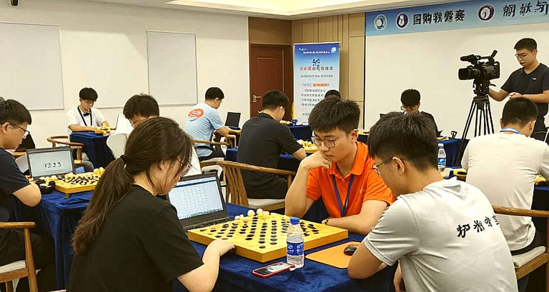 Karsten Müller: Cờ tàn, nước ghim và nền kinh tế tri thức của làng cờ Đức