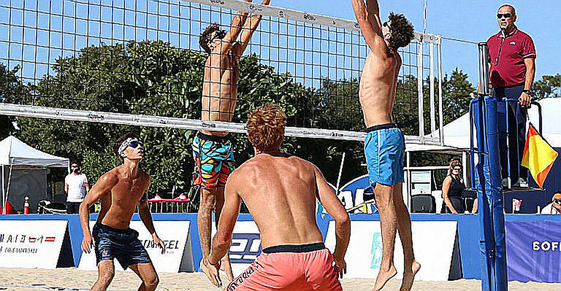 Tờ 108-108: Khi ngôi vô địch NORCECA được định đoạt bằng một tiebreak và một bản hợp đồng bị lãng quên