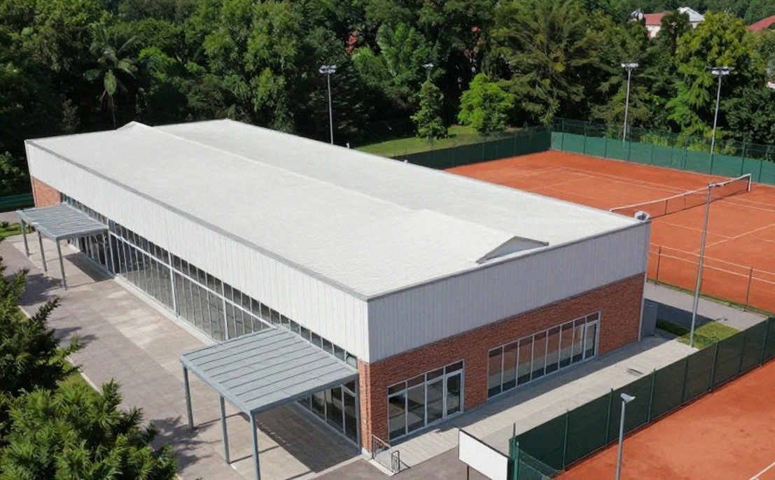 Fernandez ngược dòng Chwalinska tại Singapore: thắng ở lưới, không thắng ở baseline