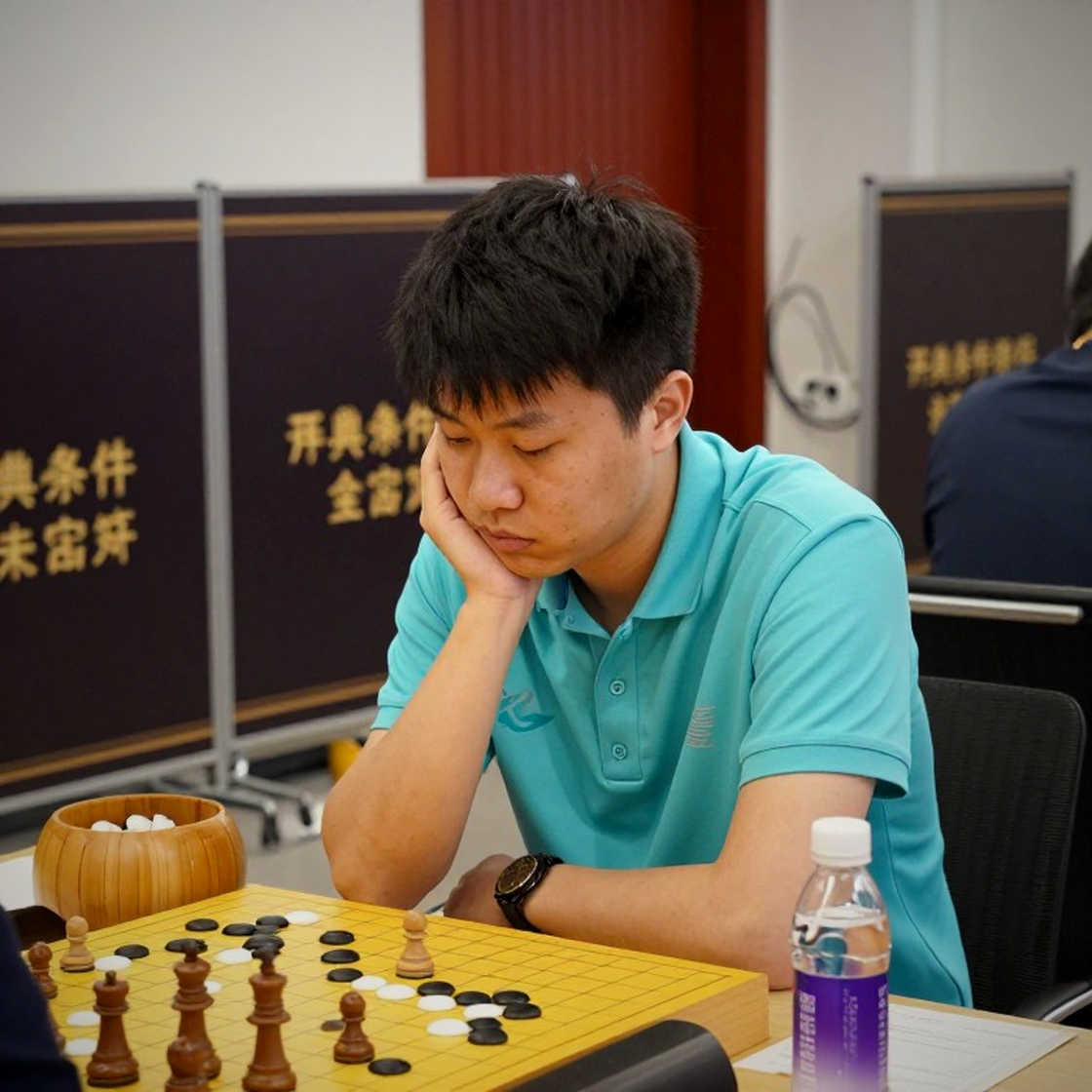 Từ 'Be Like Pragg' đến lời ca từ số 1: Carlsen và câu chuyện về một thế hệ mới