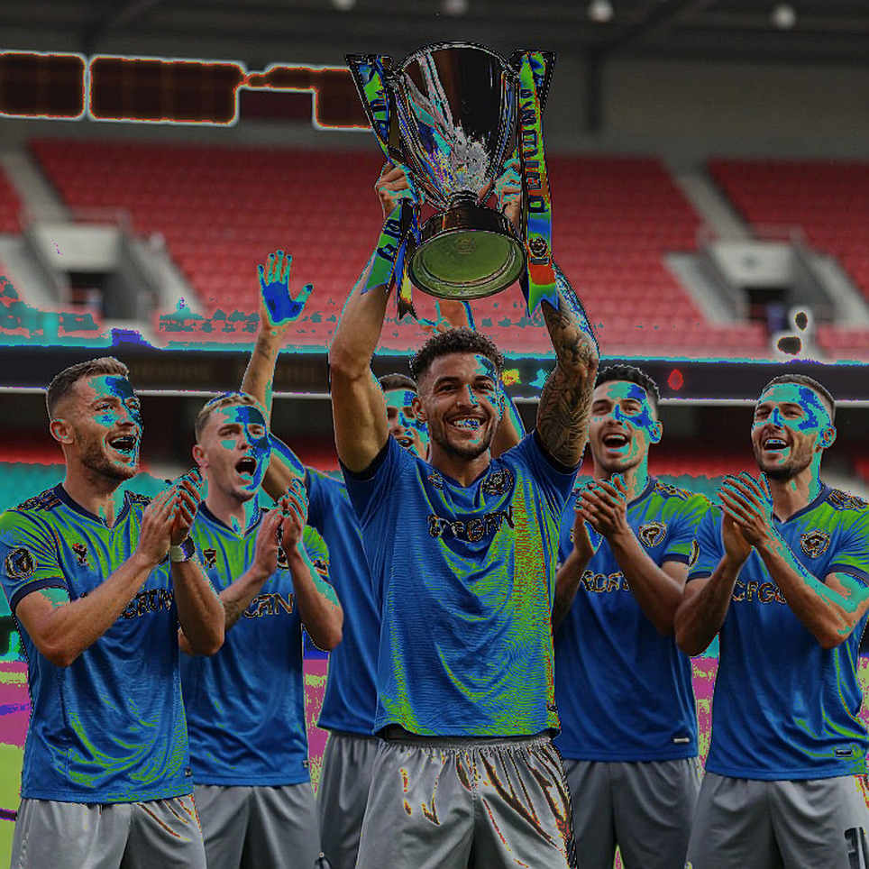 Mourinho thu hẹp hành lang, Shin Tae-yong nới biên chế: vòng mở màn chỉ ra câu hỏi, chưa vội trao đáp án