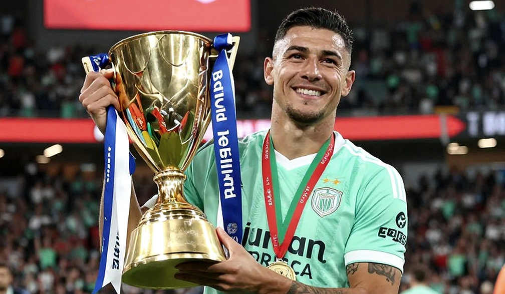 Dr. Faruk Ajeti trao hộ chiếu cho Erblin Osmani: Kosovo hay Đức, tài năng 17 tuổi đang ở ranh giới? Dr. Faruk Ajeti trao hộ chiếu cho Erblin Osmani: Kosovo hay Đức, tài năng 17 tuổi đang ở ranh giới?