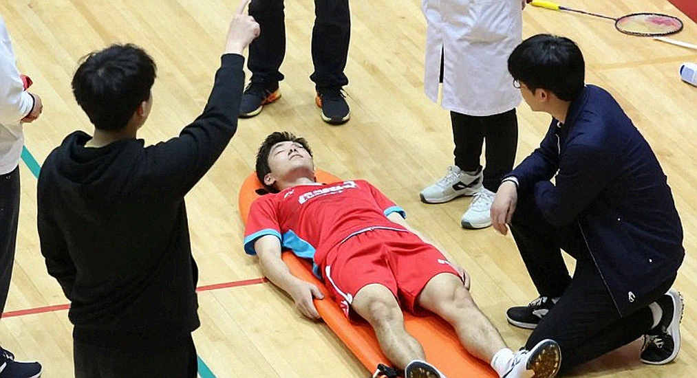 Hoàng Luân, lời hứa cạo đầu và bài toán bốn chức vô địch liên tiếp của T1 Hoàng Luân, lời hứa cạo đầu và bài toán bốn chức vô địch liên tiếp của T1