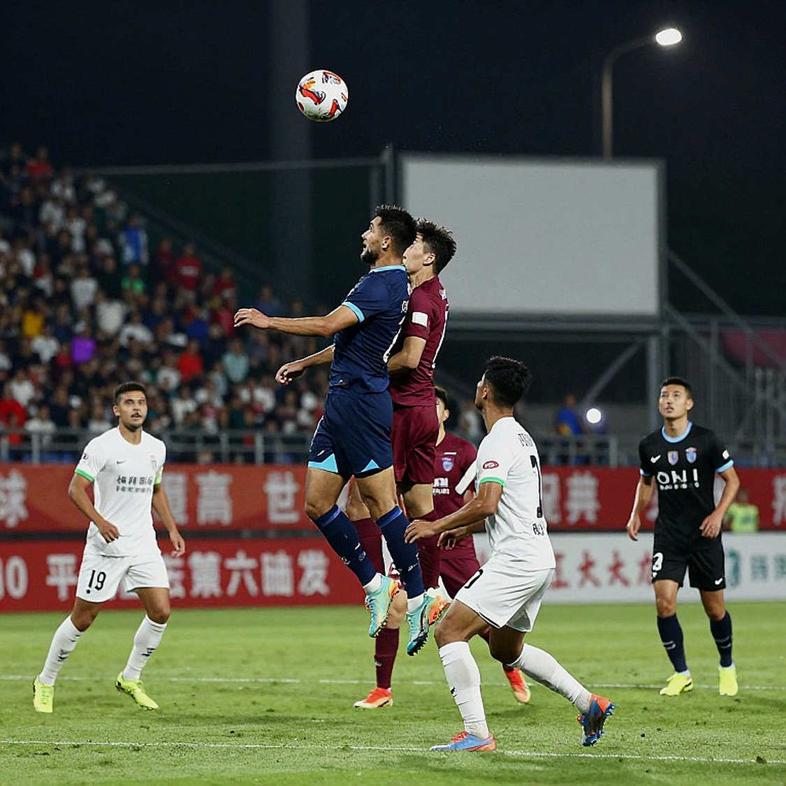 Tháng 11/2026: ba tựa game dồn vào mười sáu ngày và bài toán chú ý mà esports chưa có lời giải